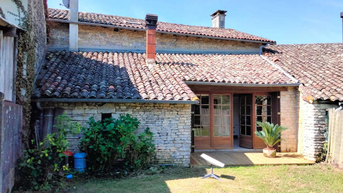 BUREAU - Maison à MESSE