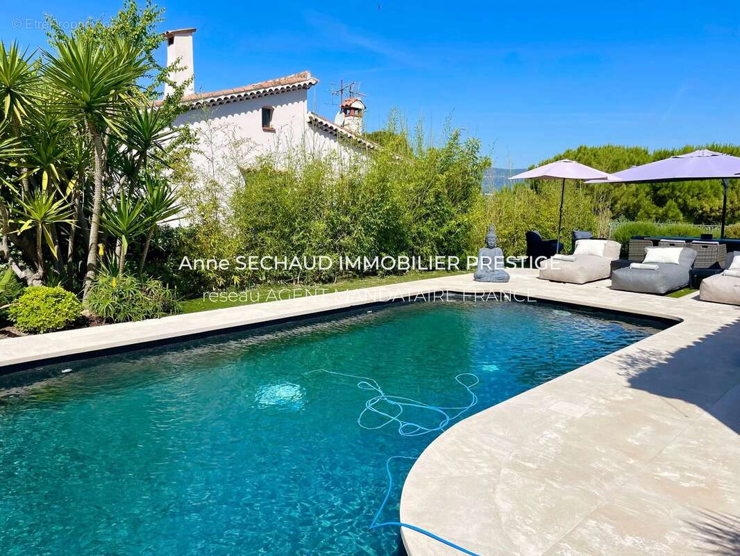 Maison à MOUGINS