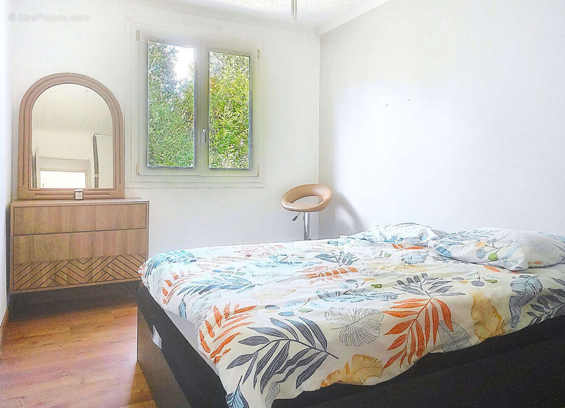 Maison à POURRIERES