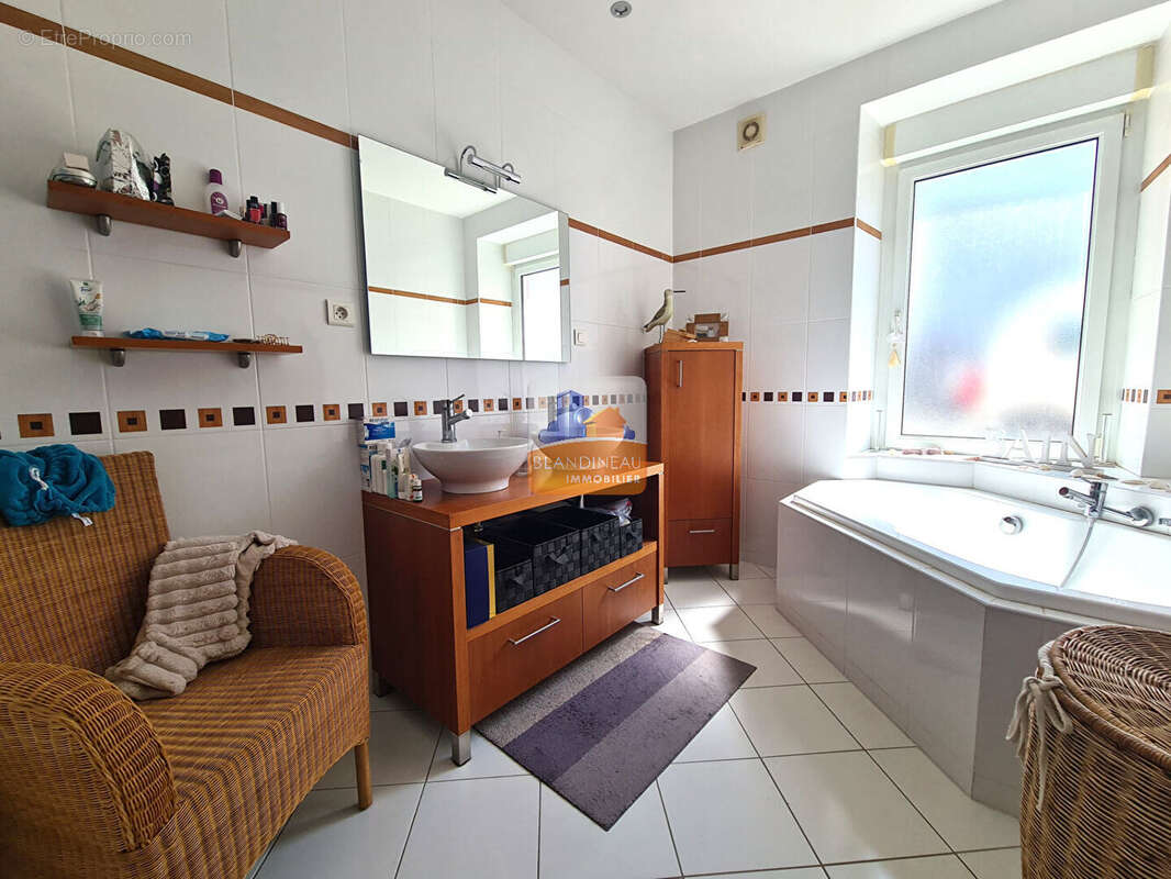 Maison 3ch + dependance amenagee de 48 m² a saint jean de boiseau - photo 6