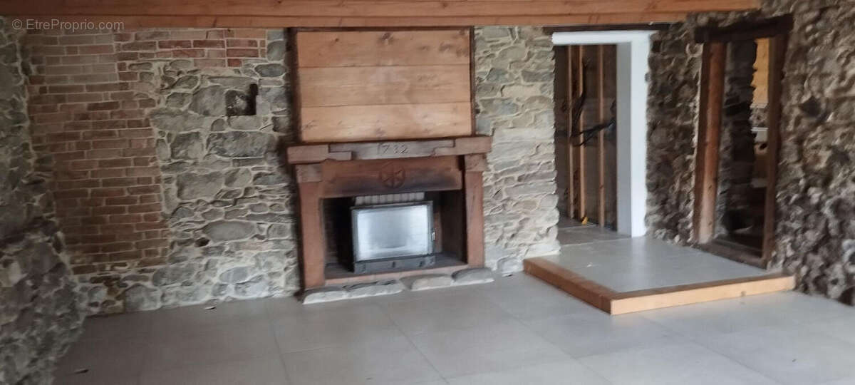 Maison à MENTHONNEX-EN-BORNES