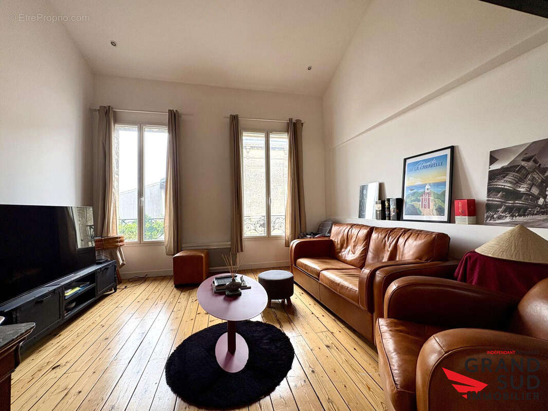 Appartement à BORDEAUX