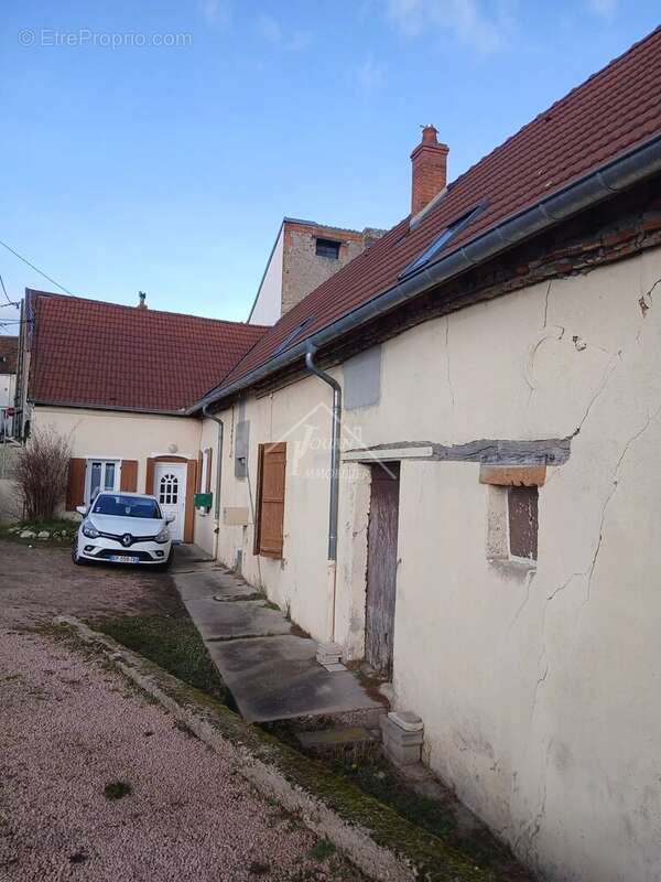 Appartement à VARENNES-SUR-ALLIER