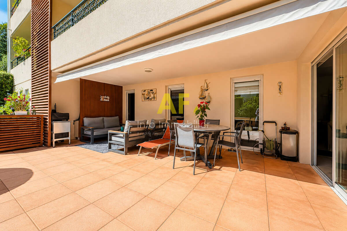 Appartement à SAINT-RAPHAEL