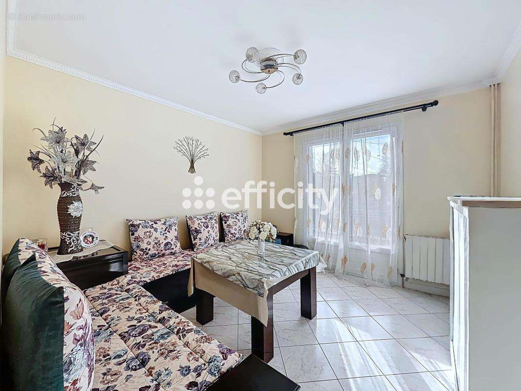 Maison à CLICHY-SOUS-BOIS