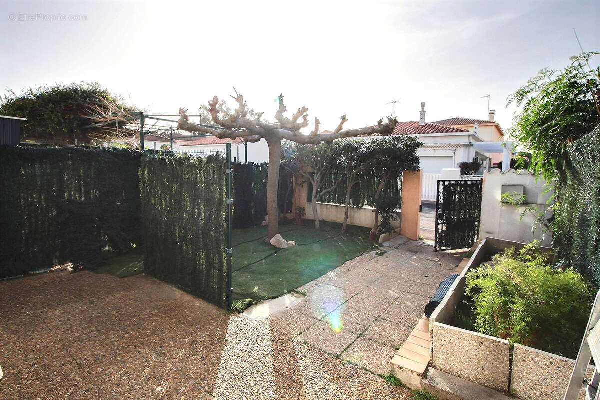Maison à SAINT-CYPRIEN