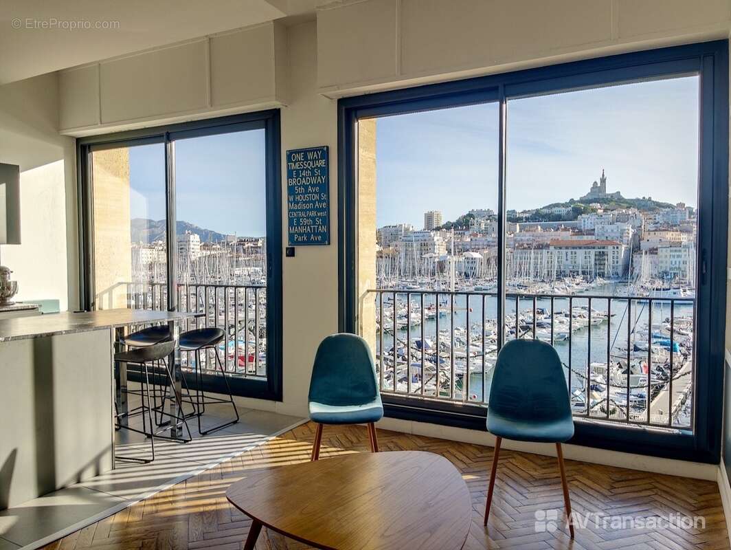 Appartement à MARSEILLE-2E