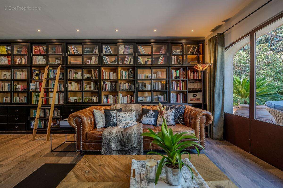 Maison à DRAGUIGNAN