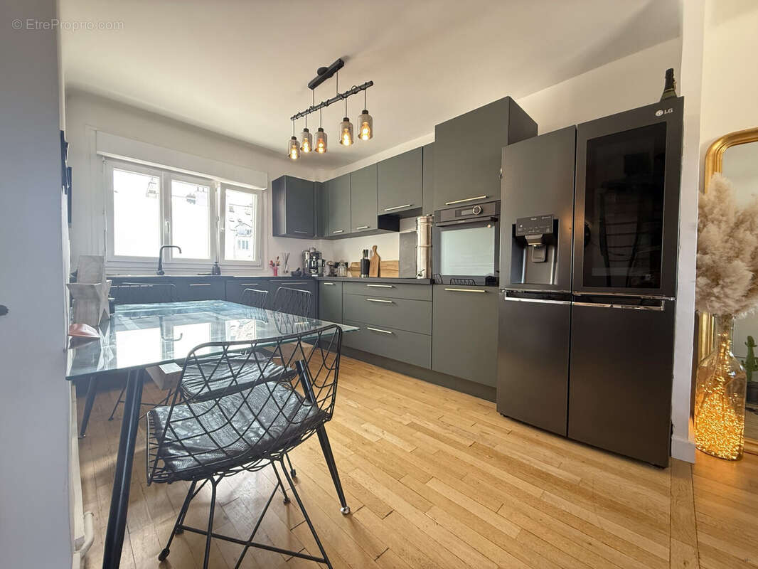Appartement 57 m² à Lorient  - photo 4