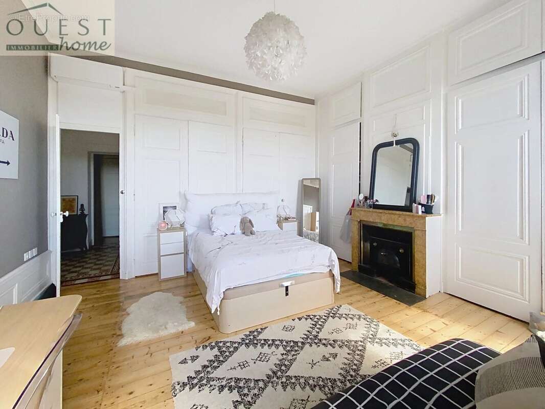 Appartement à CALUIRE-ET-CUIRE