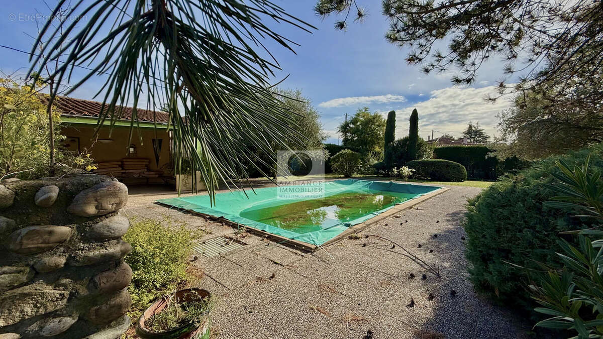 Maison à LA ROCHE-DE-GLUN