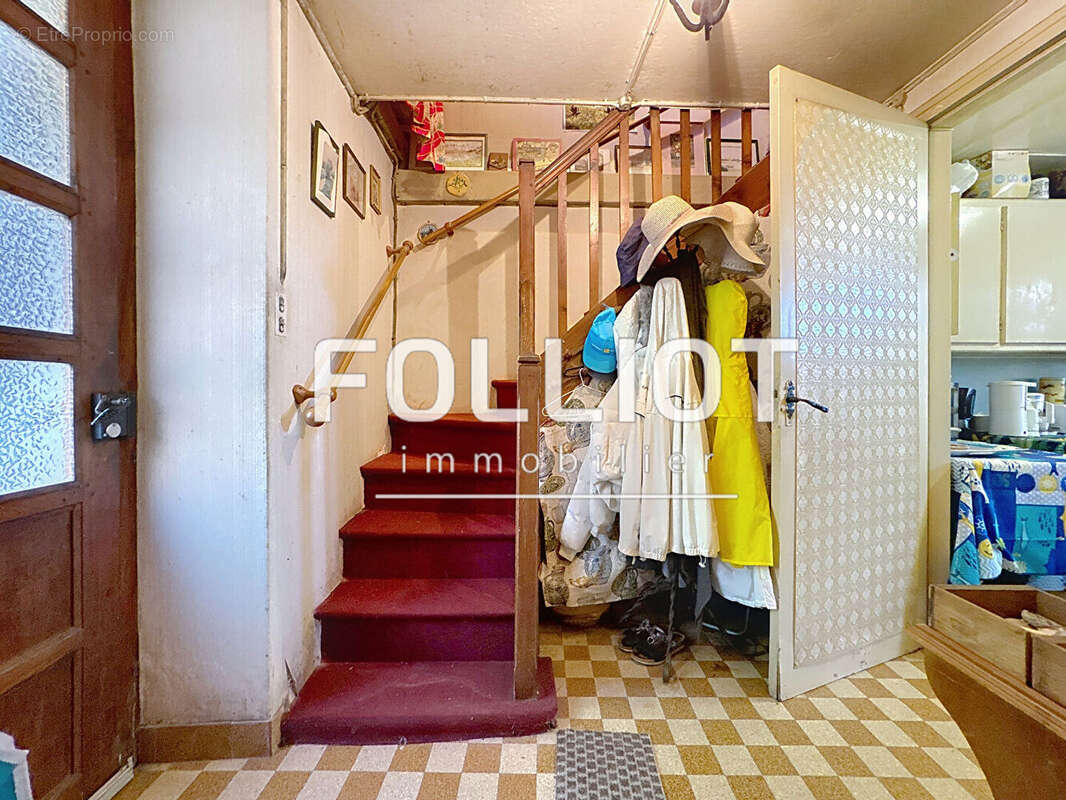 Maison à AGON-COUTAINVILLE