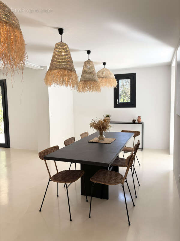 Maison à VAISON-LA-ROMAINE