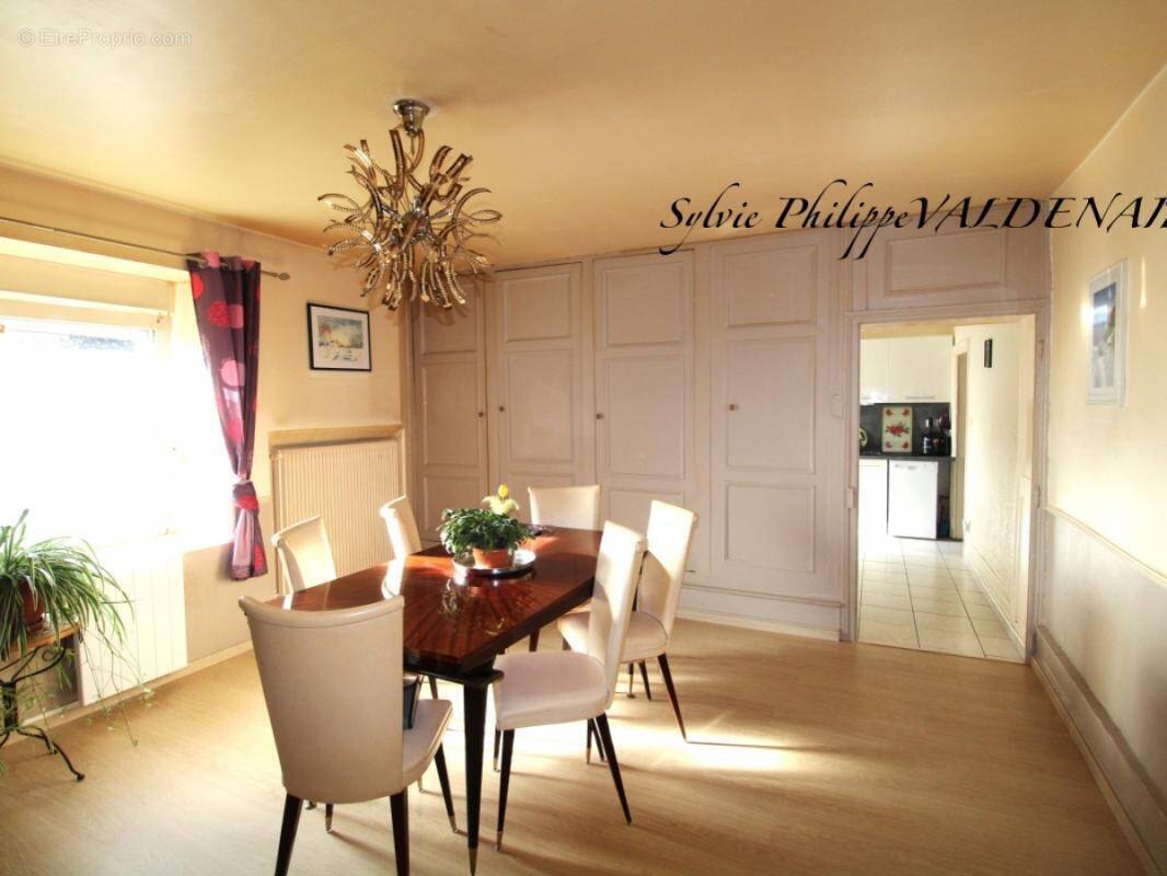 Appartement à FRESSE-SUR-MOSELLE