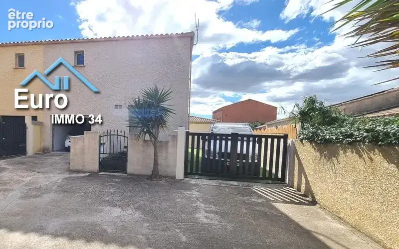 Maison 3 faces de 80 m² avec garage et extérieur  - photo 8