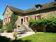 Maison à LA SALVETAT-PEYRALES