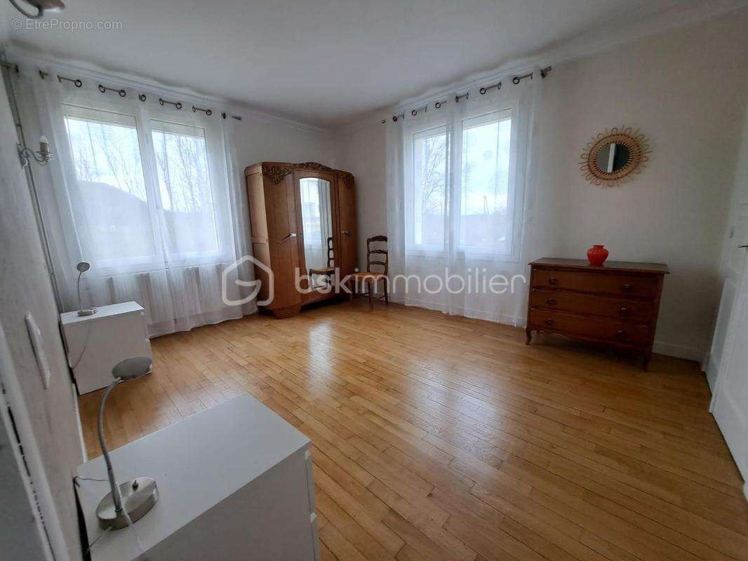 Maison à CHAMPAGNOLE