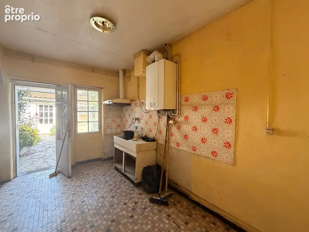 Exclusivite - a vendre - maison plain-pied a renover - photo 7