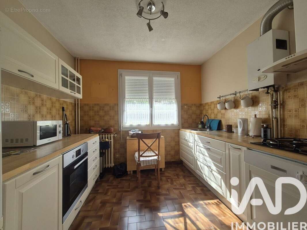 Photo 4 - Appartement à SAINT-ETIENNE-DU-ROUVRAY