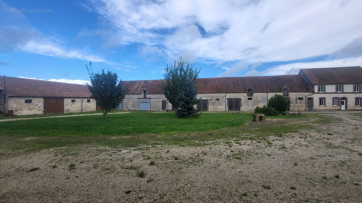 Maison à BRAY-SUR-SEINE