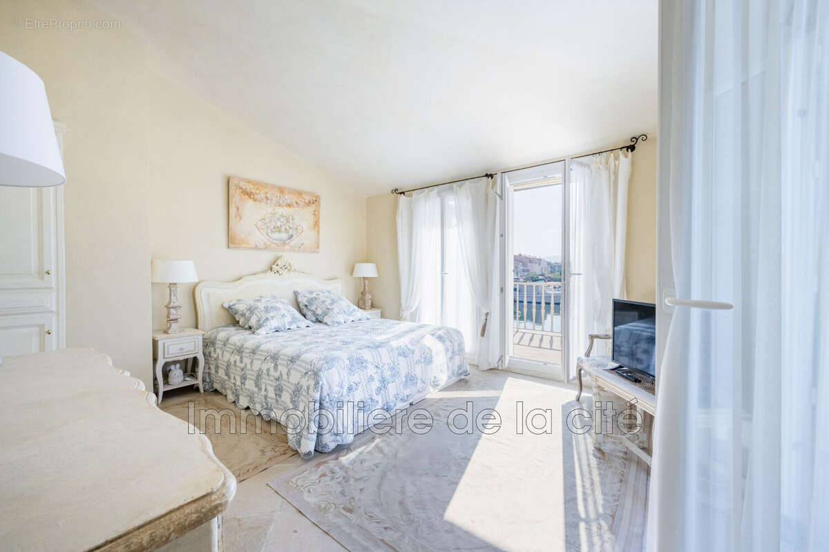 Maison à GRIMAUD
