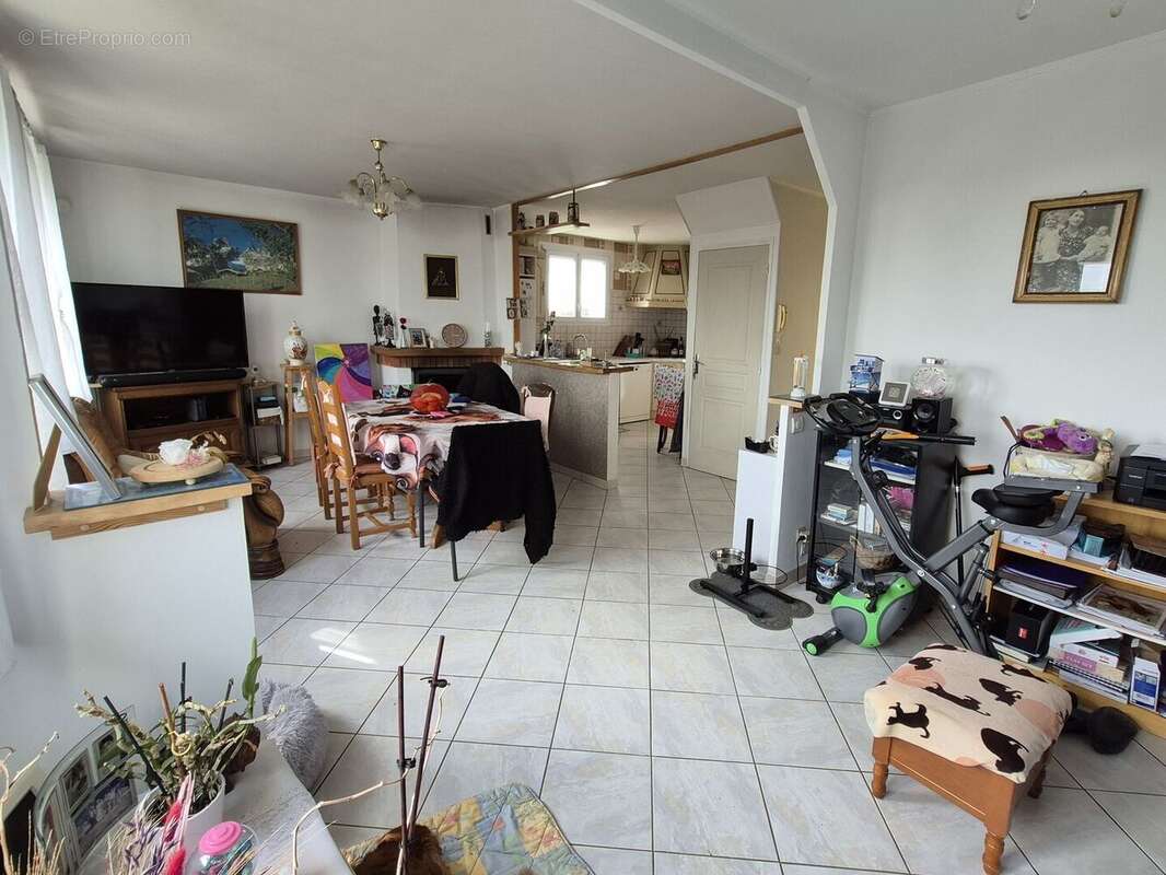 20260310145659 - Maison à NONTRON
