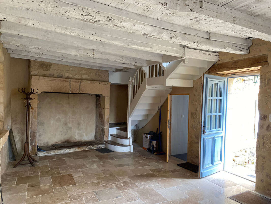 Maison à LES EYZIES-DE-TAYAC-SIREUIL