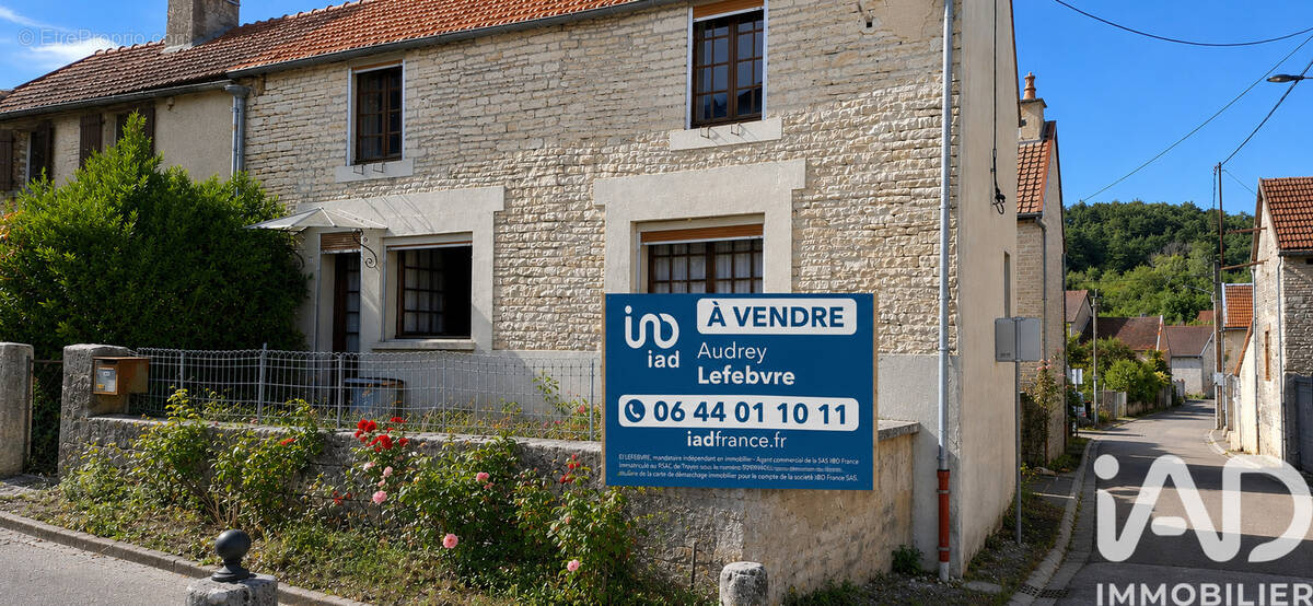 Photo 1 - Maison à CUNFIN