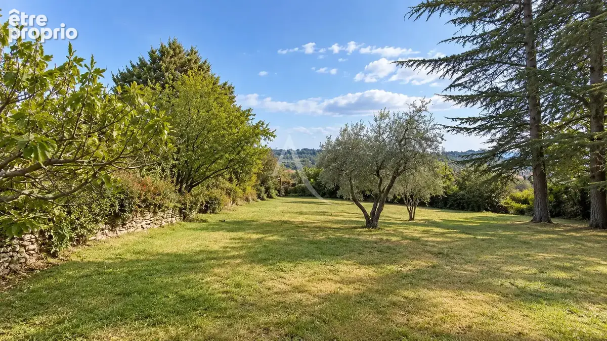 Propriete forcalquier villa dependance piscine hangar jardin - photo 4