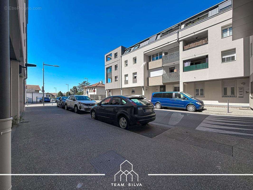 Appartement à FEYZIN