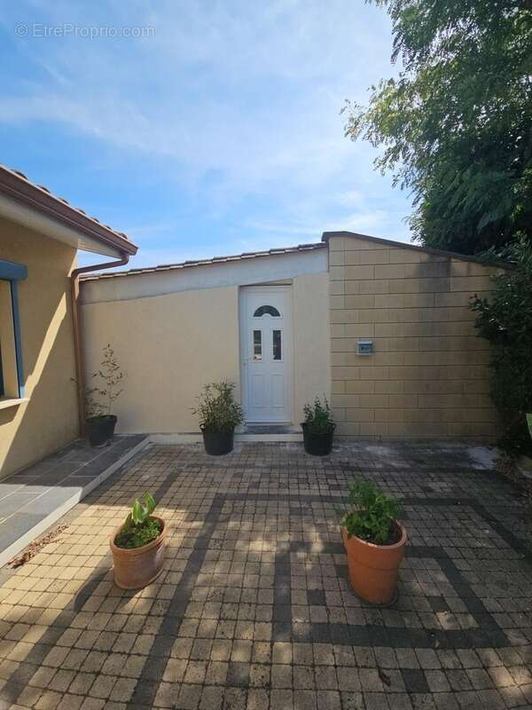 Maison à SAINT-ANDRE-DE-CUBZAC