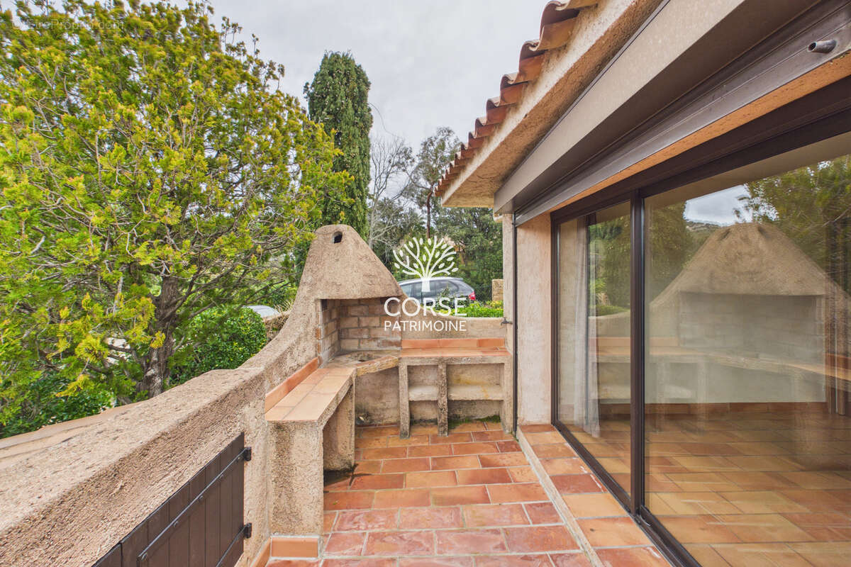 Maison à PORTO-VECCHIO