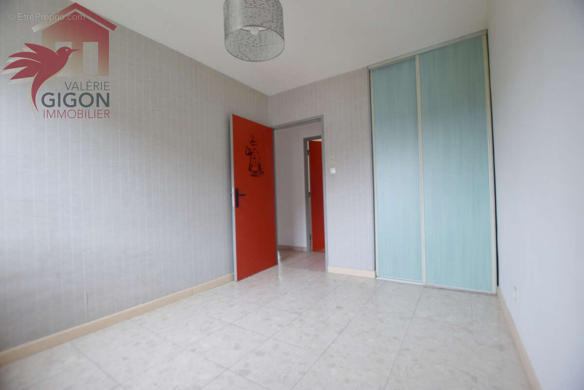 Appartement à PONT-DE-ROIDE