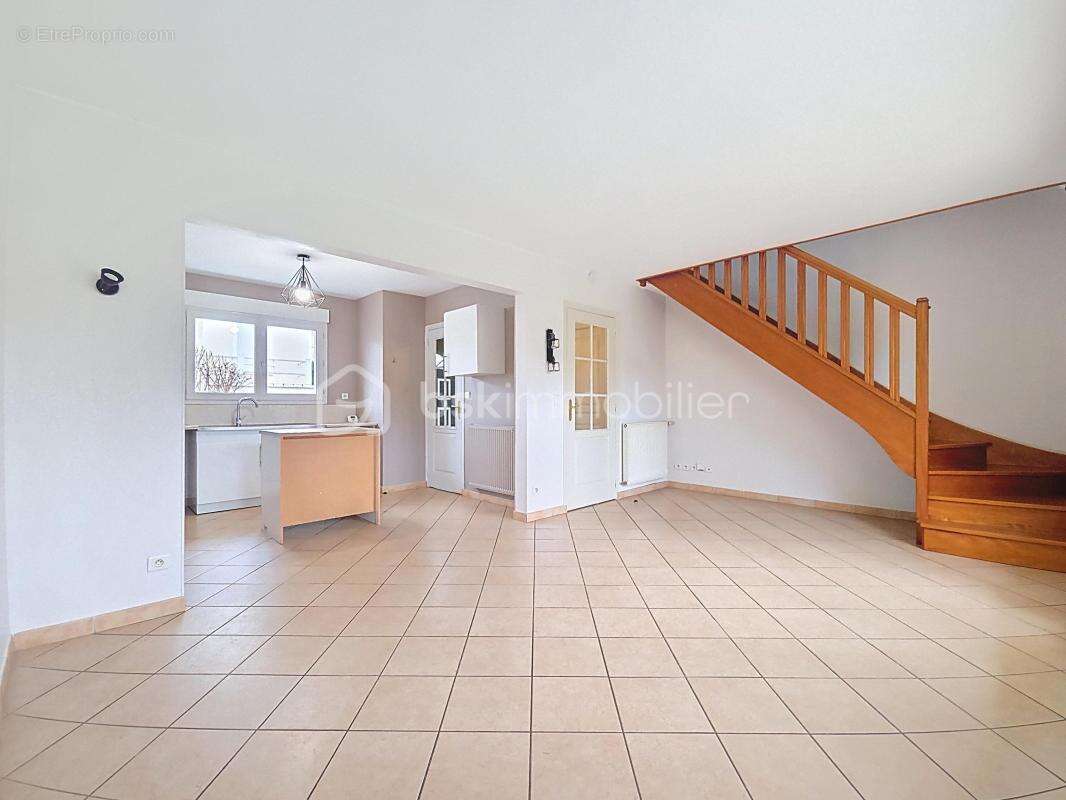 Maison à LIVRY-GARGAN