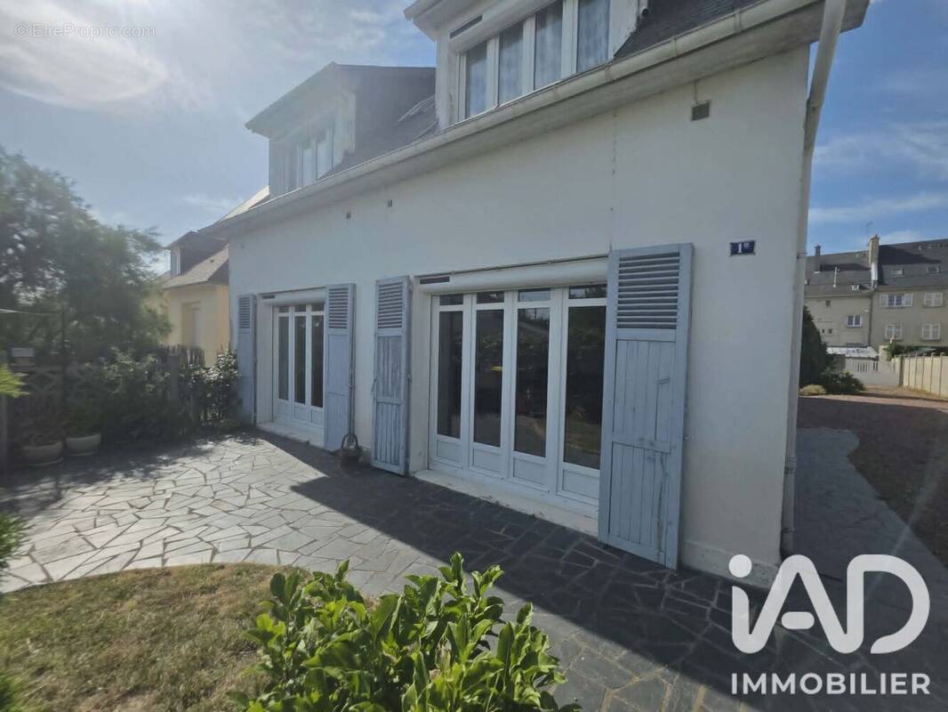 Photo 1 - Maison à VILLERS-BOCAGE