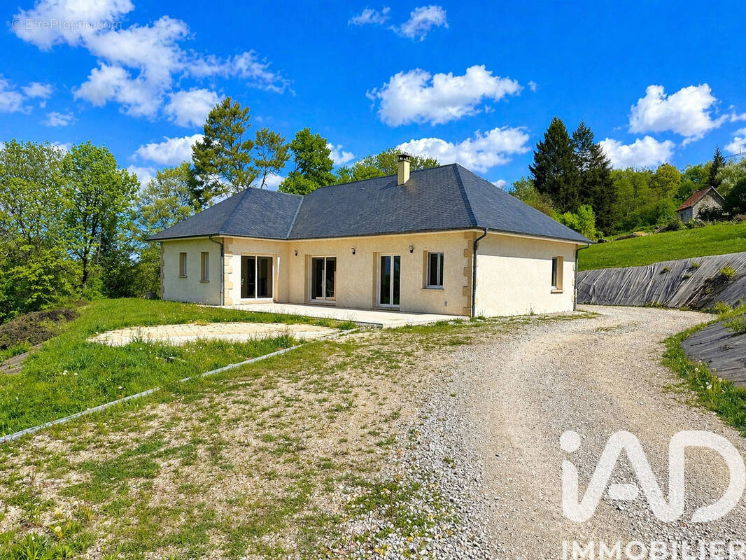 Photo 1 - Maison à SARROUX