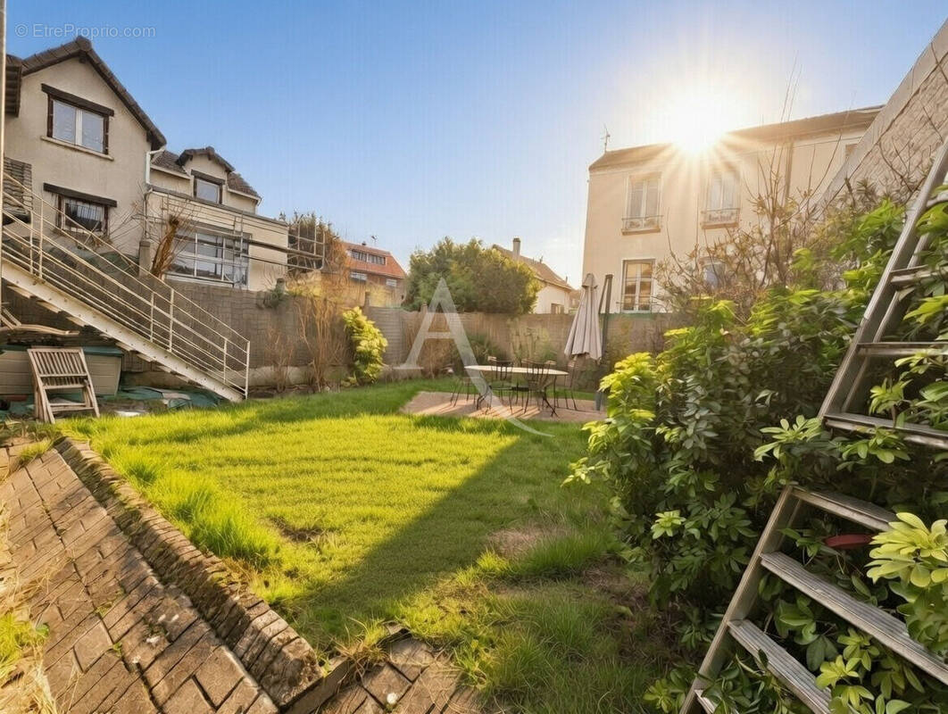 Maison à FONTENAY-SOUS-BOIS