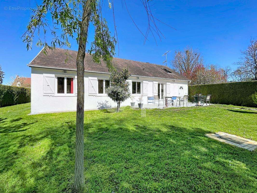 Maison à LA NEUVILLE-EN-HEZ