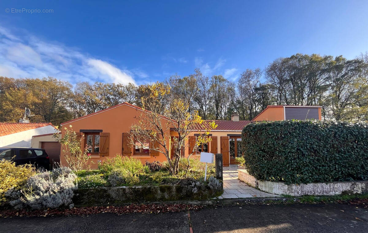 Maison à SAINT-JEAN-DE-BOISEAU