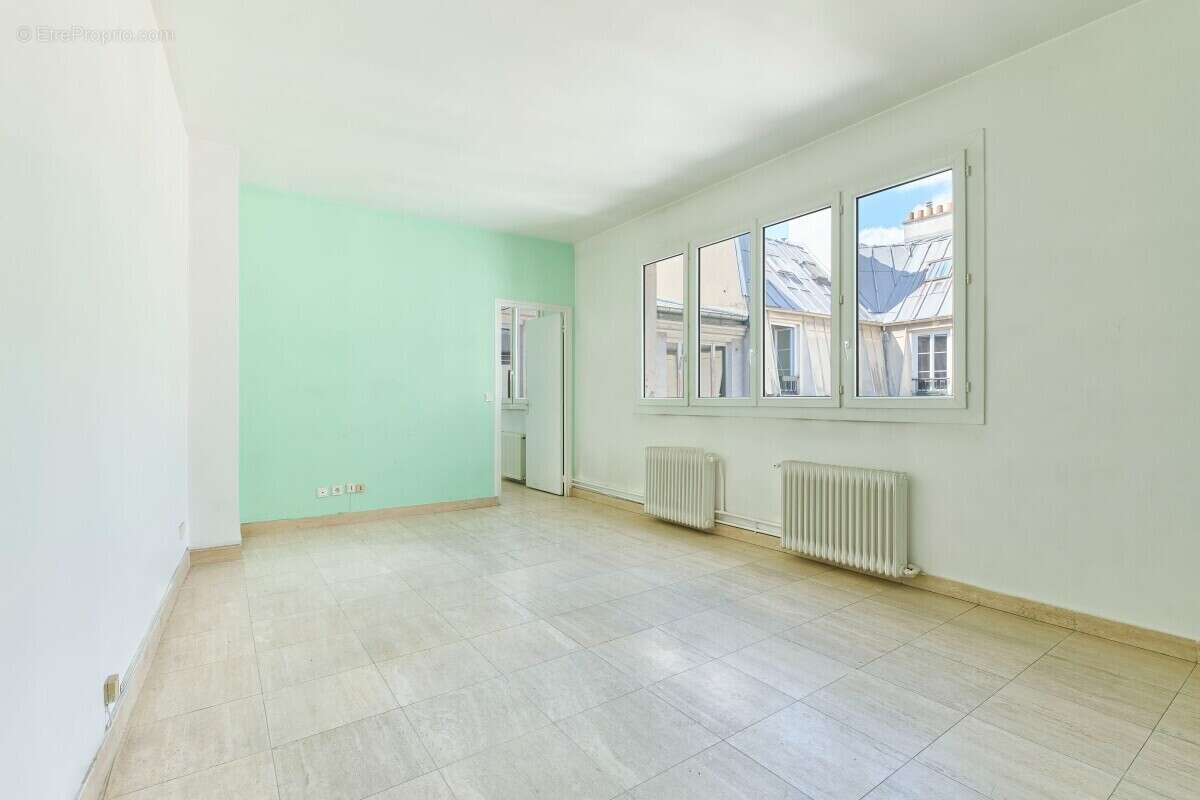 Commerce à PARIS-3E