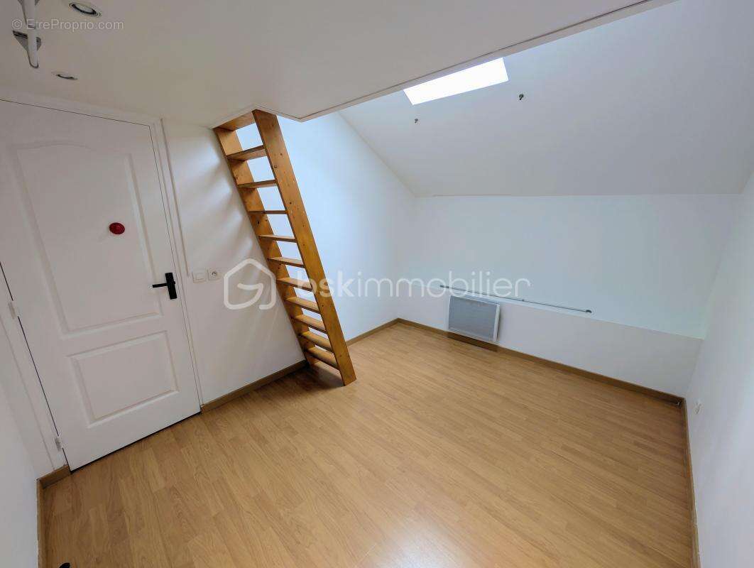 Appartement duplex 3 pièces centre ville de Torcy - photo 8