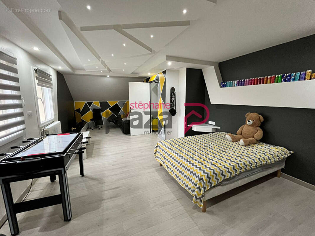 Maison à CHAMPAGNOLE