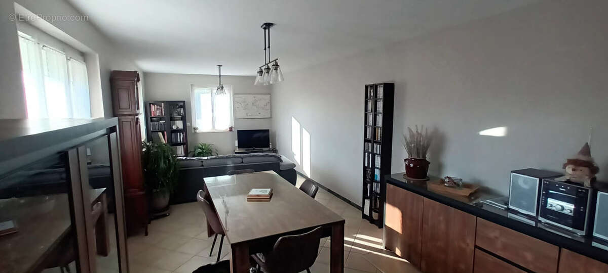 Maison à SAINT-ROMAIN-DE-JALIONAS