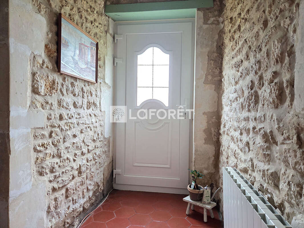 Maison à PISANY
