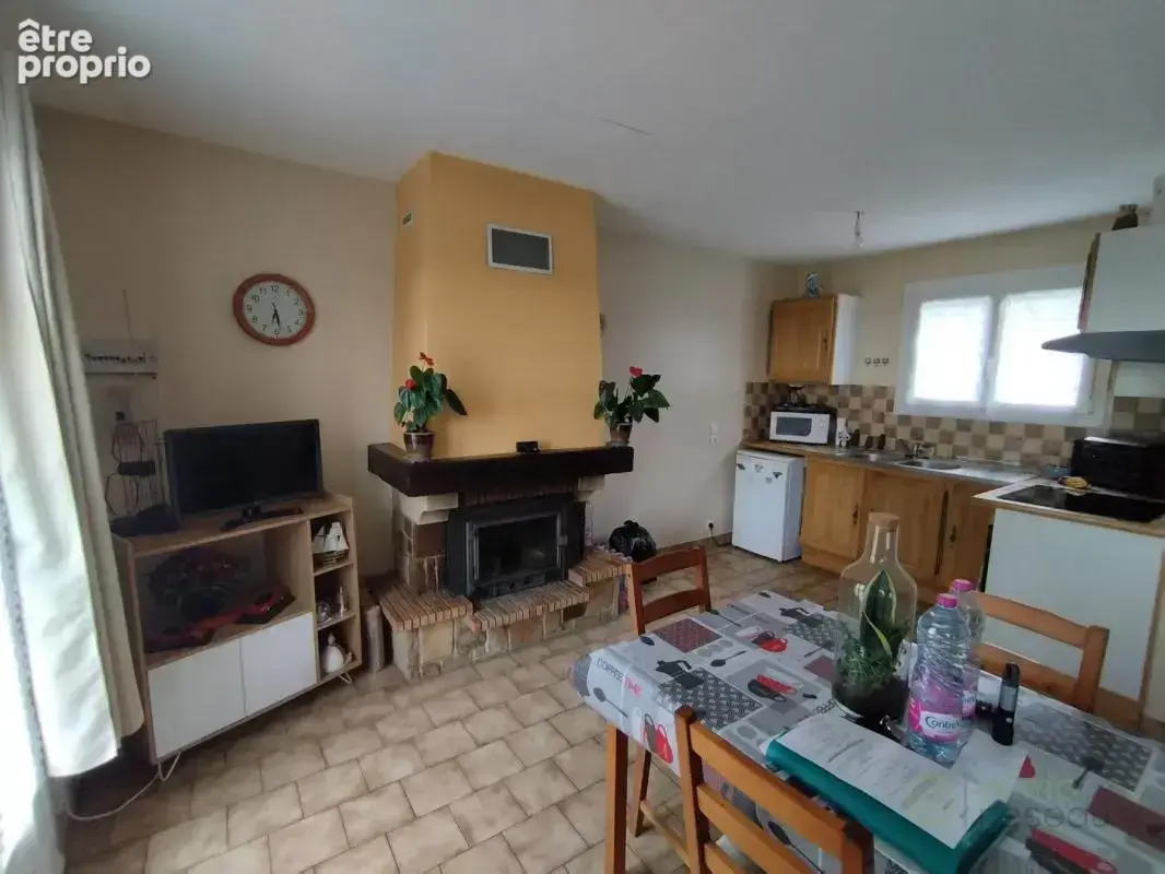 Maison 40 m² à Menerval  - photo 5