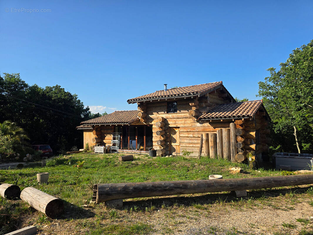 Maison à ROCHEGUDE