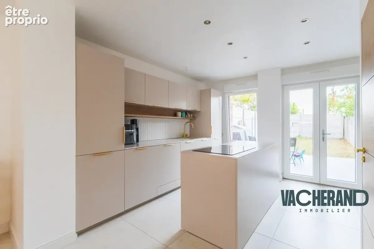 Maison 6 pièces 116 m² à vendre à Armentieres (59280) - photo 3