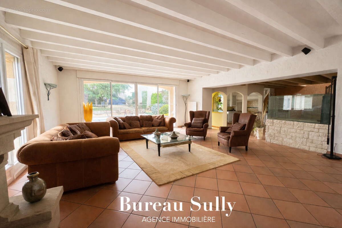 Maison à COLOMBIER-SAUGNIEU