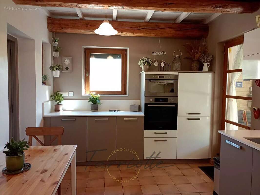 Maison à SAINT-THOME
