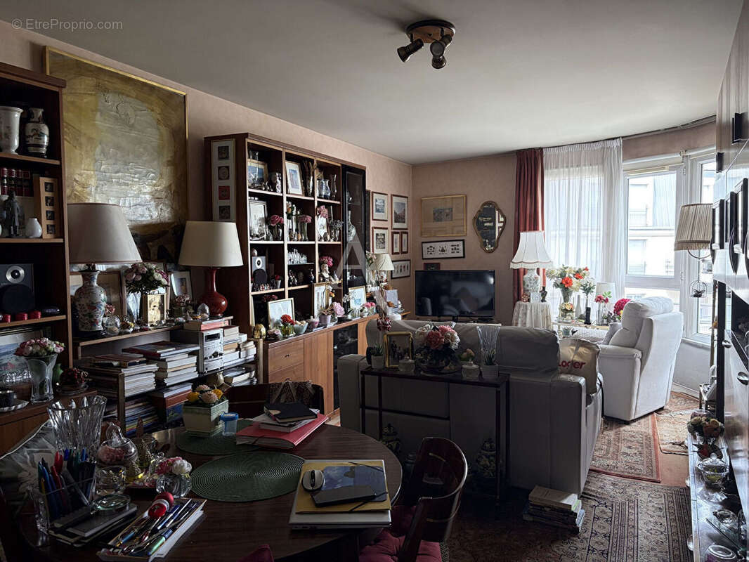 Appartement à LE BOURGET